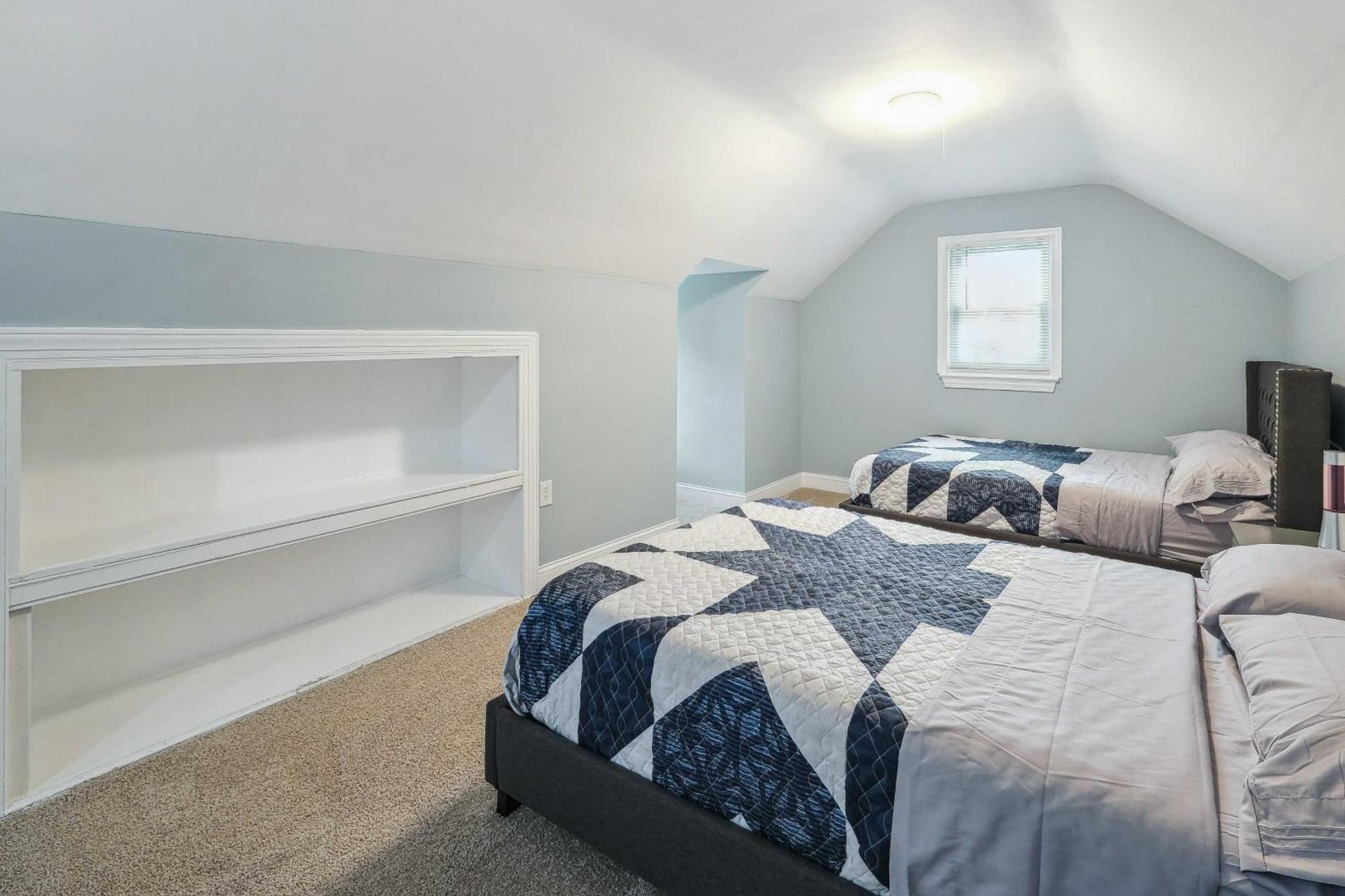 Pet-Friendly Mount Rainier Home With Gas Grill! 外观 照片